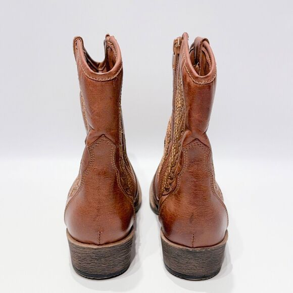 NWOB Coconuts by Matisse ROY Brown Vegan Leather Side Zip Ankle Booties Women 7M - Picture 6 of 14